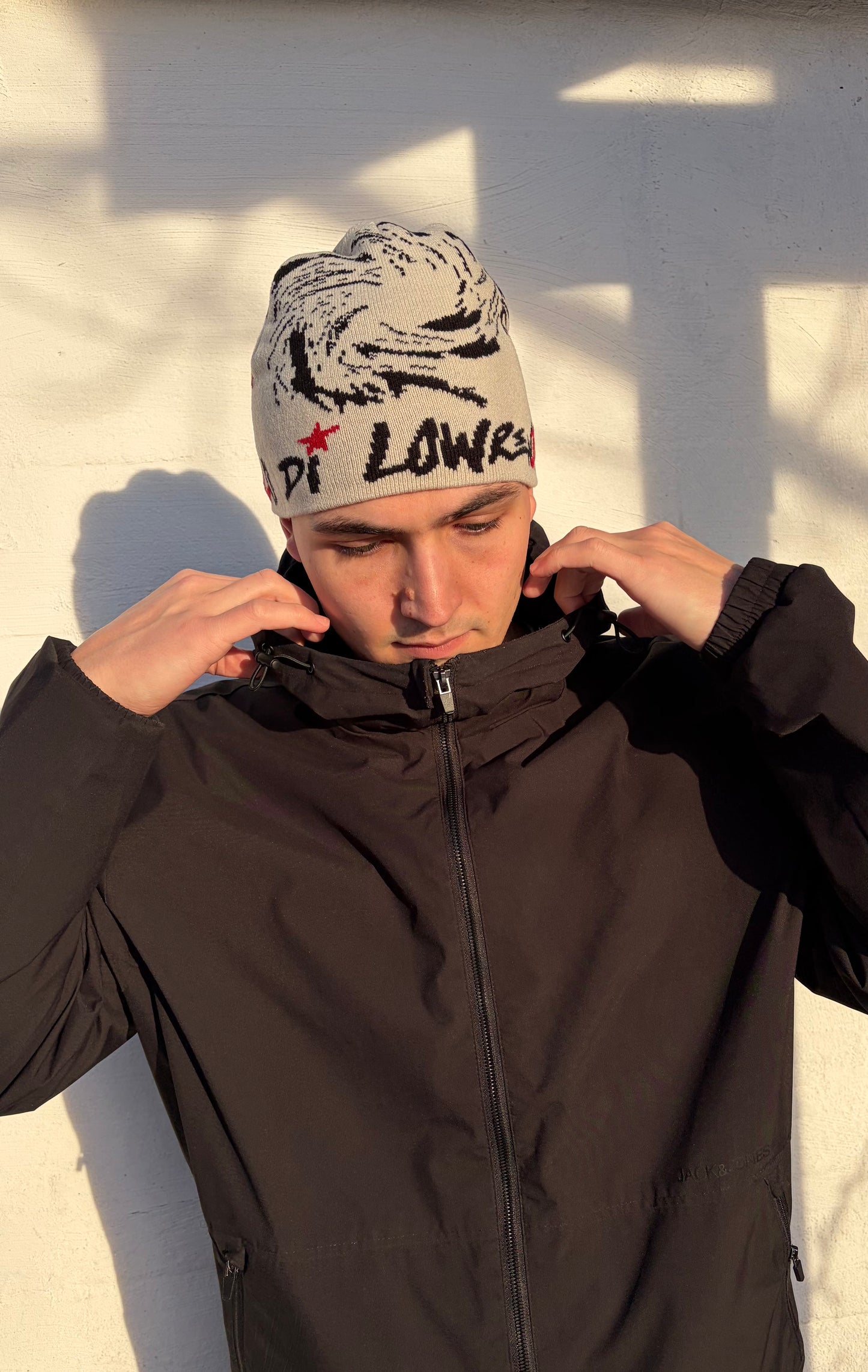 Di Lowrenzo Beanie